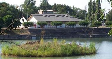 100_2006 (Small).JPG